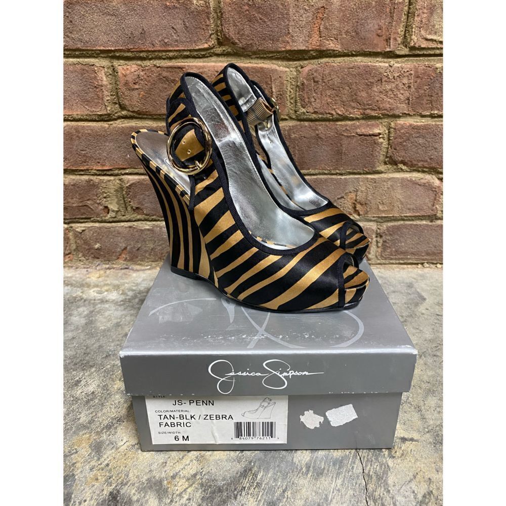 Jessica Simpson Tan & Black Zebra Fabric Sling Back Wedge Size 6 - Picture 10 of 11